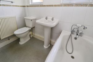 Ladysmith Avenue - click for photo gallery